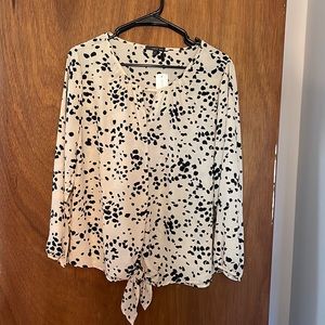 Women’s tie front blouse